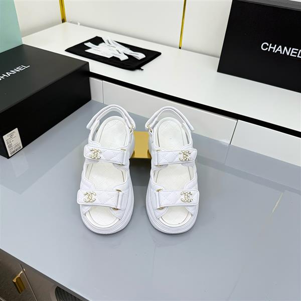 20251128184516477 290